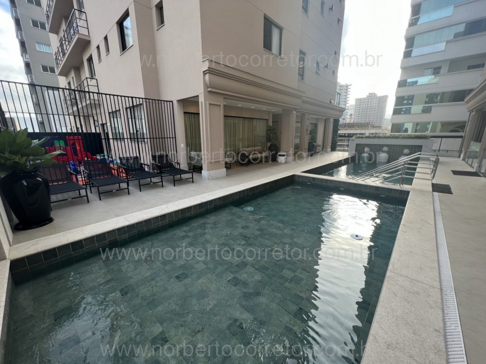 Apartamento 4 sutes, Meia Praia, Itapema SC 