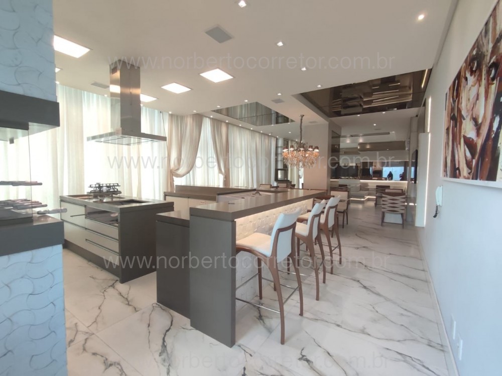   Apartamento Duplex com 420m , novo , Itapema SC