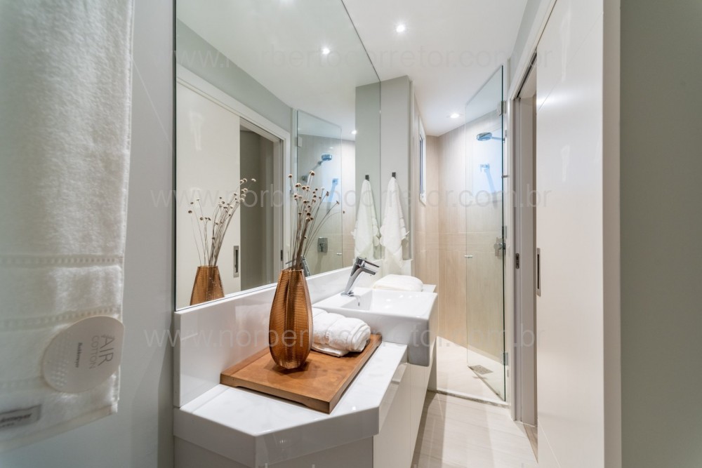 APARTAMENTO A VENDA PRAIA BRAVA ITAJAI | 04 SUTES