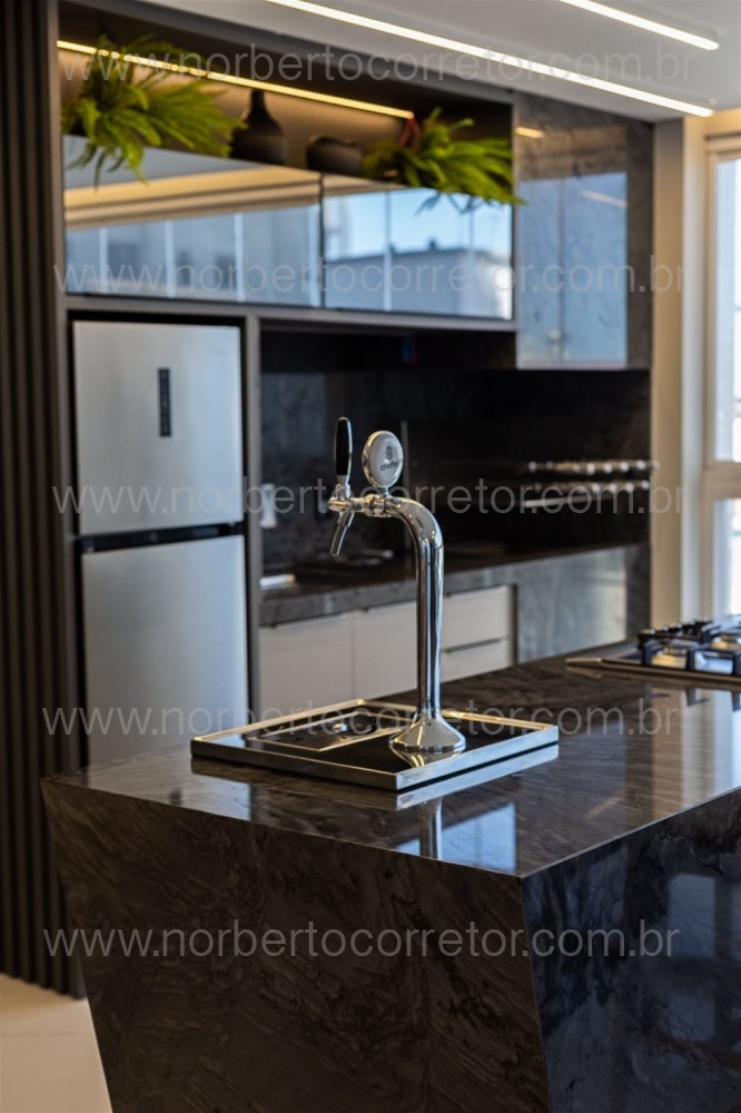 Apartamento 4 sutes, Meia Praia, Itapema SC 