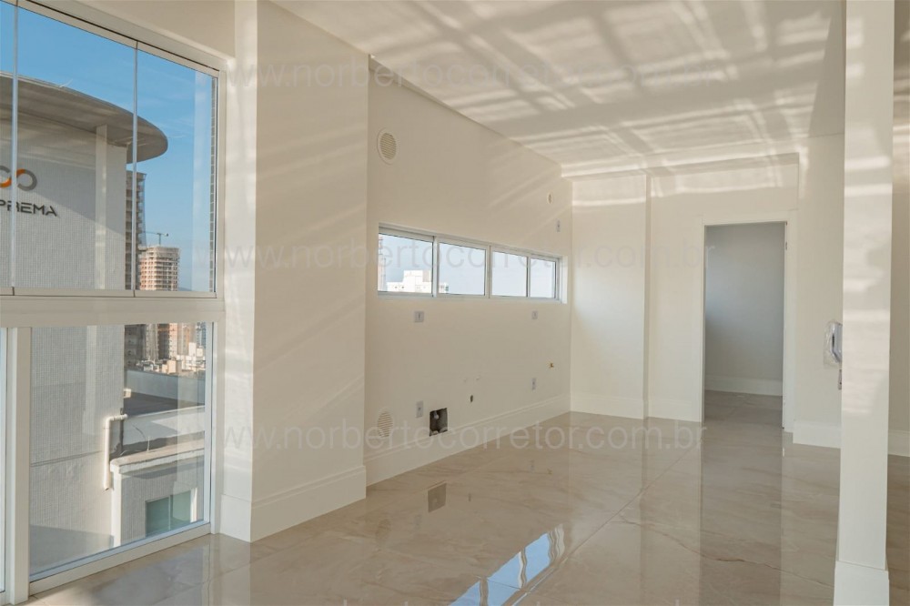 Apartamento 4 sutes, Meia Praia, Itapema SC 