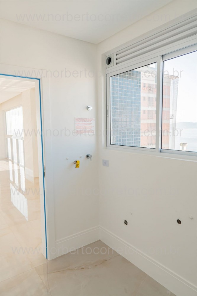 Apartamento 4 sutes, Meia Praia, Itapema SC 