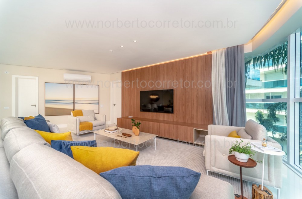 APARTAMENTO A VENDA NA PRAIA BRAVA | 4 SUTES 