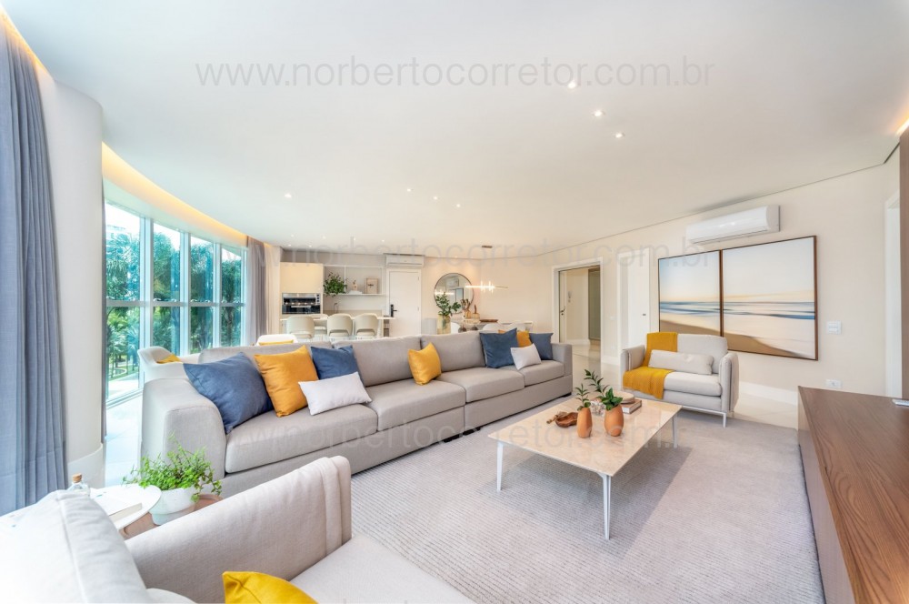 APARTAMENTO A VENDA NA PRAIA BRAVA | 4 SUTES 