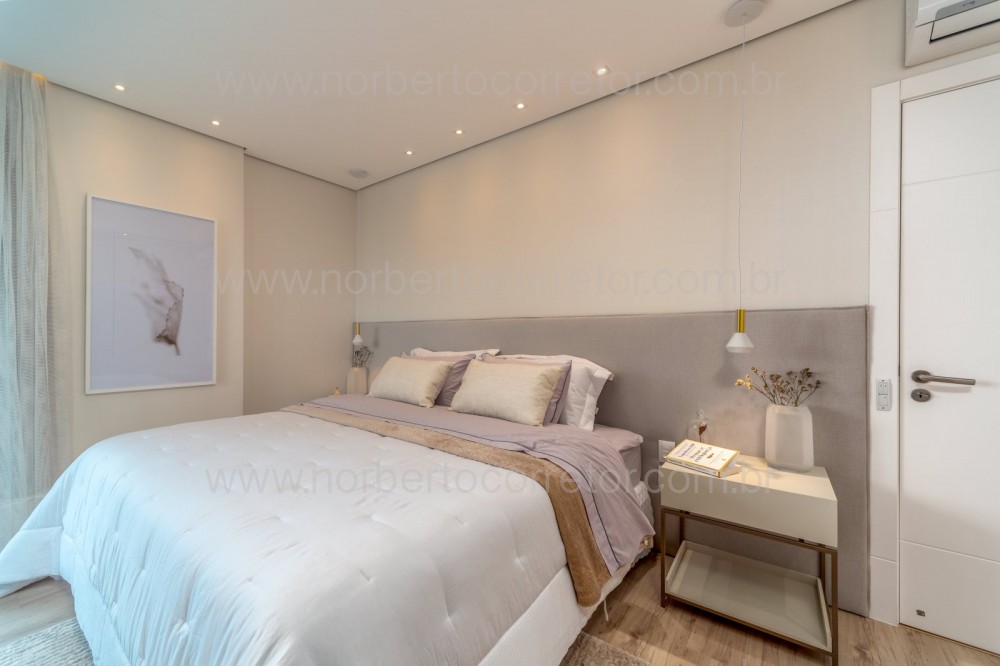 APARTAMENTO A VENDA NA PRAIA BRAVA | 4 SUTES 