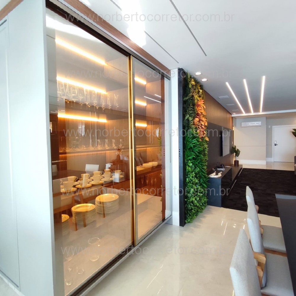 Apartamento frente mar, 4 sutes, Itapema SC 