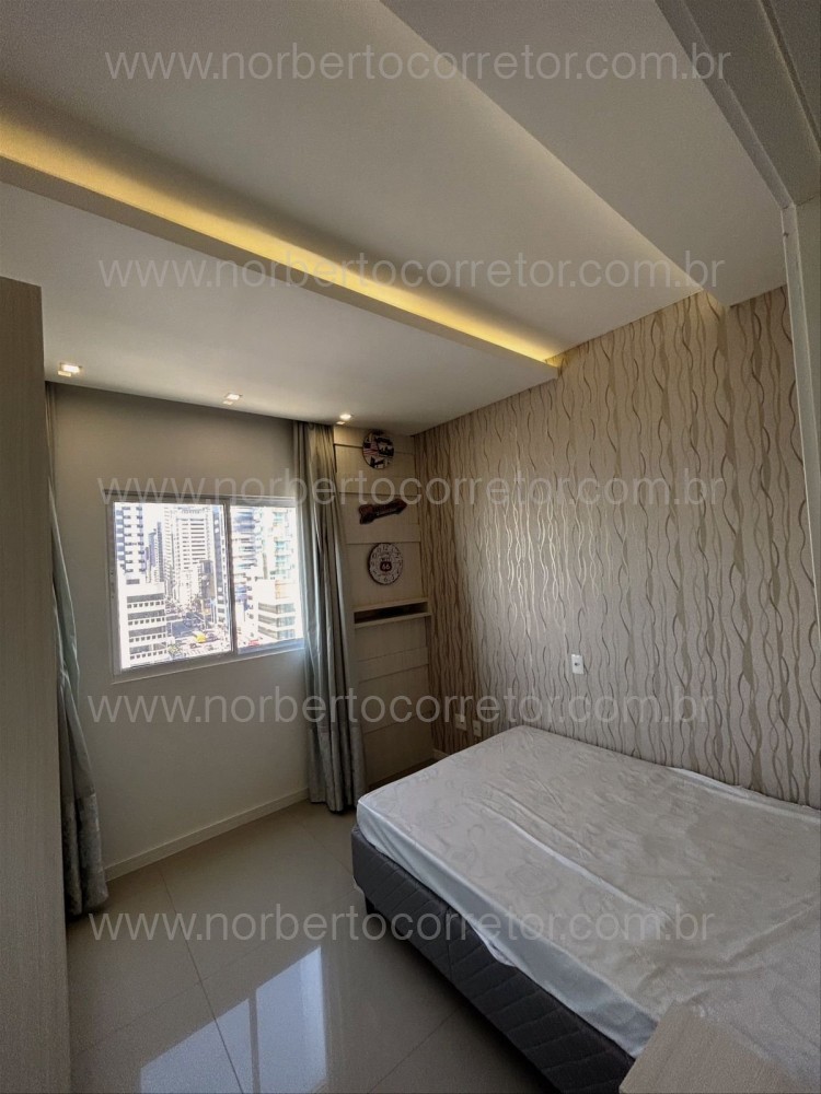 APARTAMENTO 03 SUTES QUADRA MAR EM MEIA PRAIA 