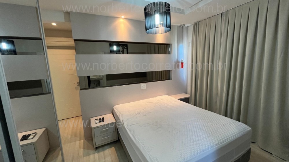 APARTAMENTO MOBILIADO A VENDA EM MEIA PRAIA 