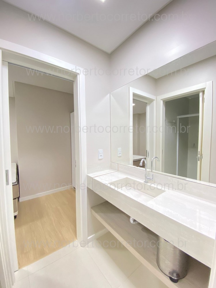 Apartamento 3 dormitrios , quadra mar, Itapema SC