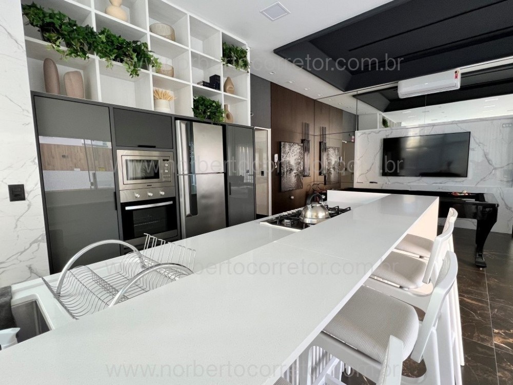 APARTAMENTO A VENDA EM MEIA PRAIA | 4 SUTES 