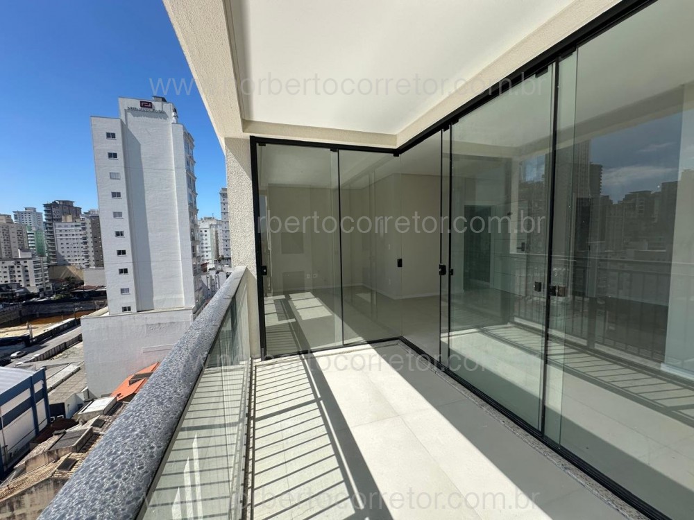 Apartamento 3 sutes, Meia Praia, Itapema SC