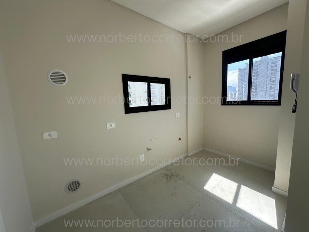 Apartamento 3 sutes, Meia Praia, Itapema SC