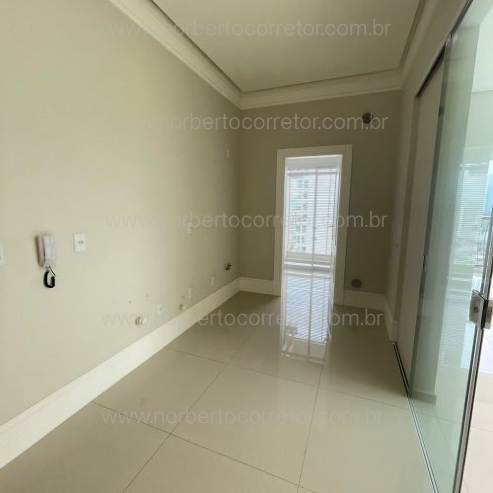 APARTAMENTO P NA AREIA, 4 SUTES, ITAPEMA SC