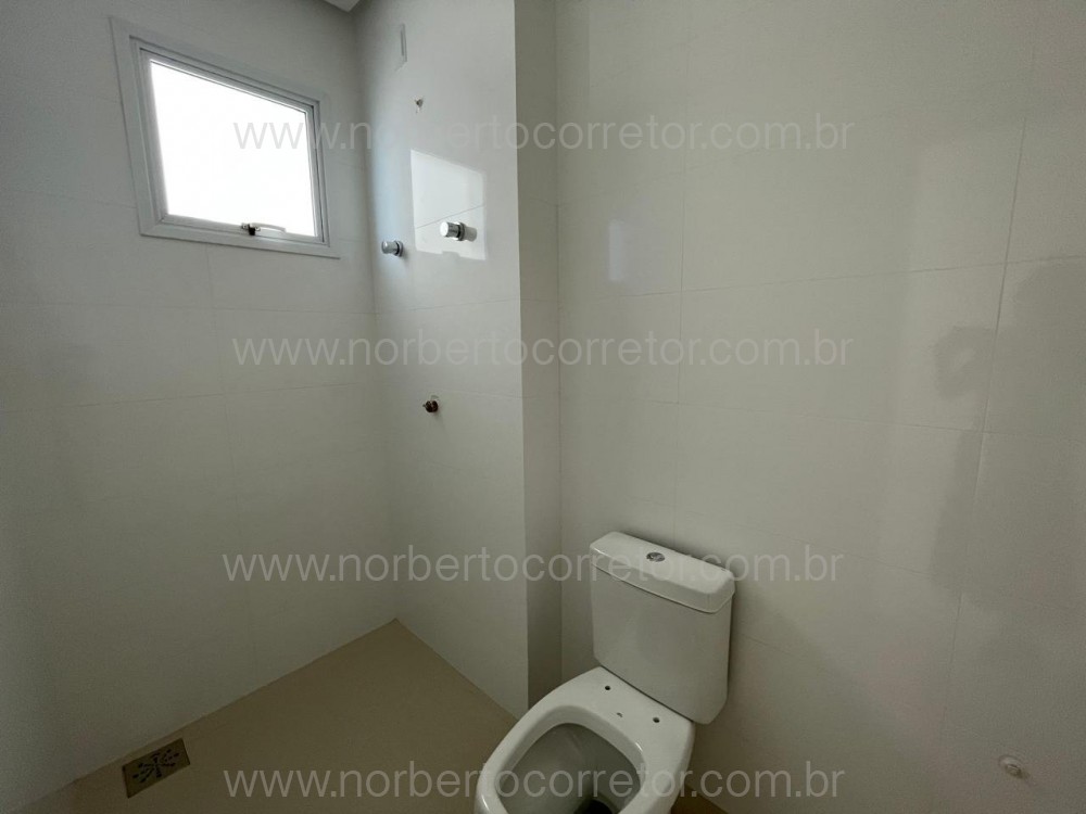 APARTAMENTO P NA AREIA, 4 SUTES, ITAPEMA SC