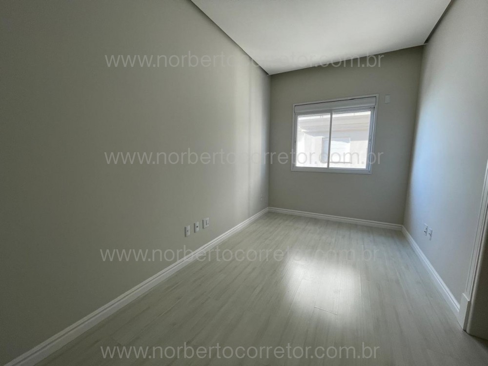 APARTAMENTO P NA AREIA, 4 SUTES, ITAPEMA SC