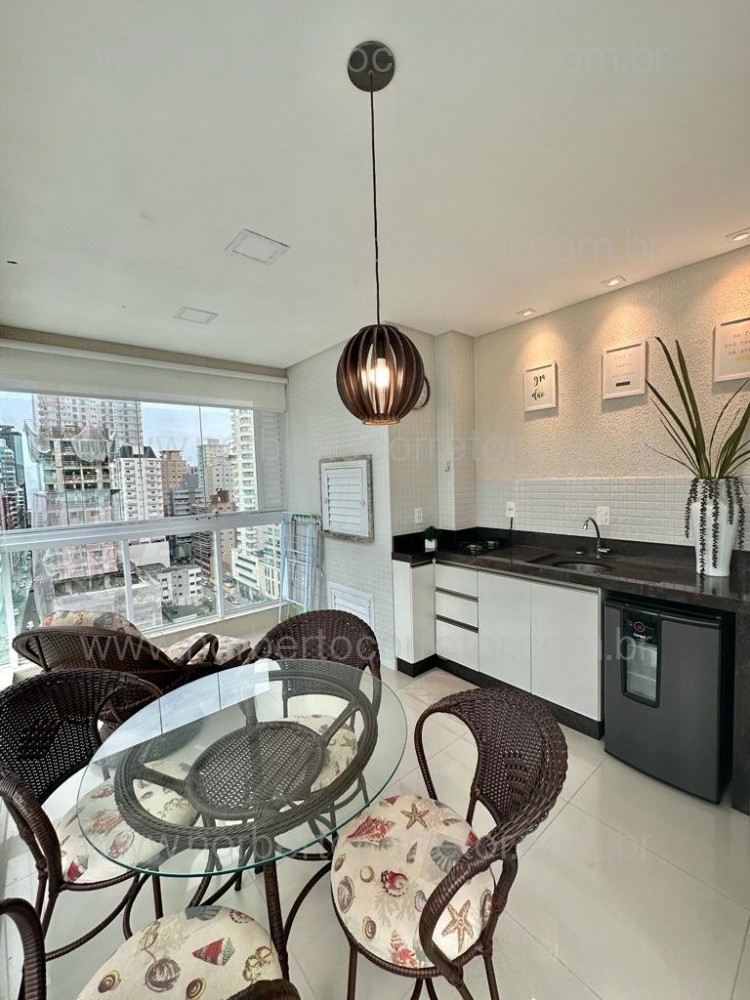 APARTAMENTO LOCAO MEIA PRAIA 