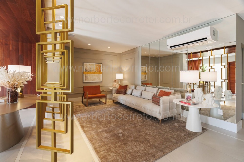 APARTAMENTO MOBILIADO A VENDA EM MEIA PRAIA 