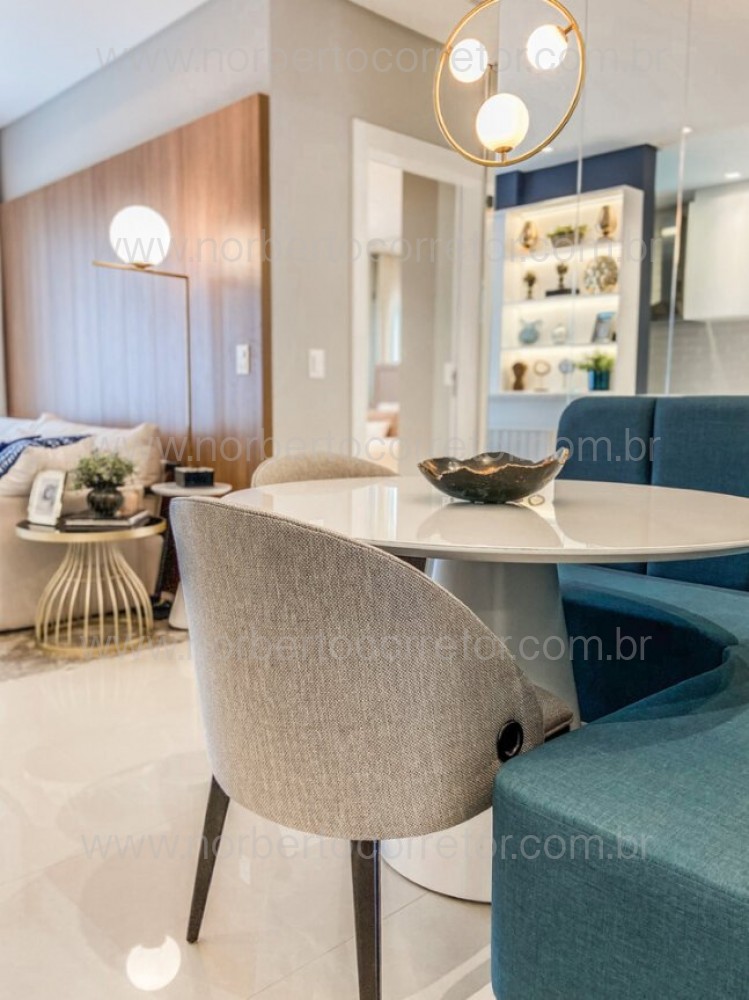 APARTAMENTO MOBILIADO A VENDA EM MEIA PRAIA 