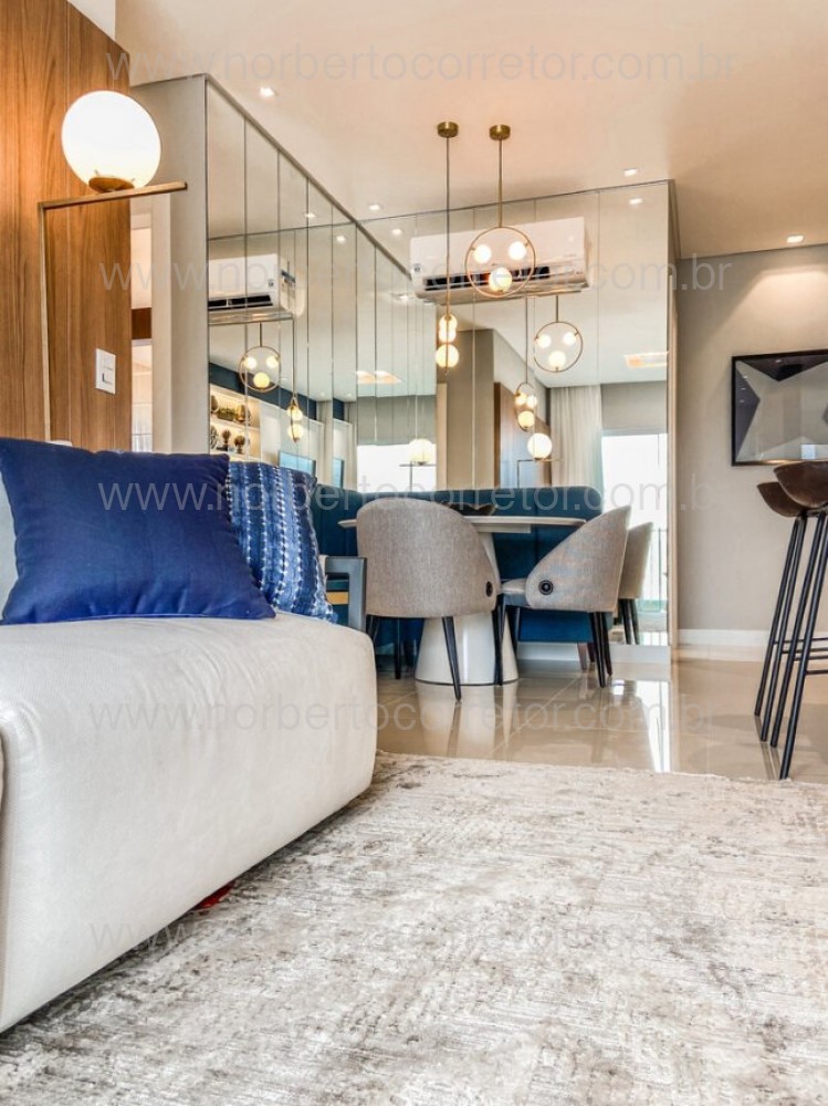 APARTAMENTO MOBILIADO A VENDA EM MEIA PRAIA 