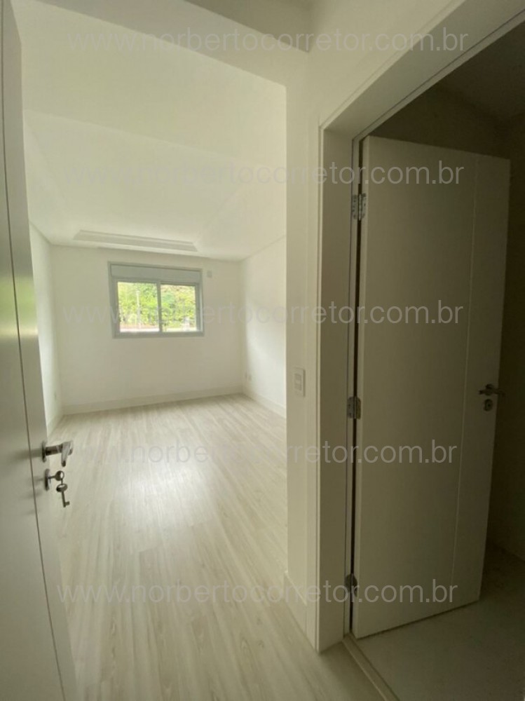 APARTAMENTO FRENTE MAR A VENDA EM MEIA PRAIA