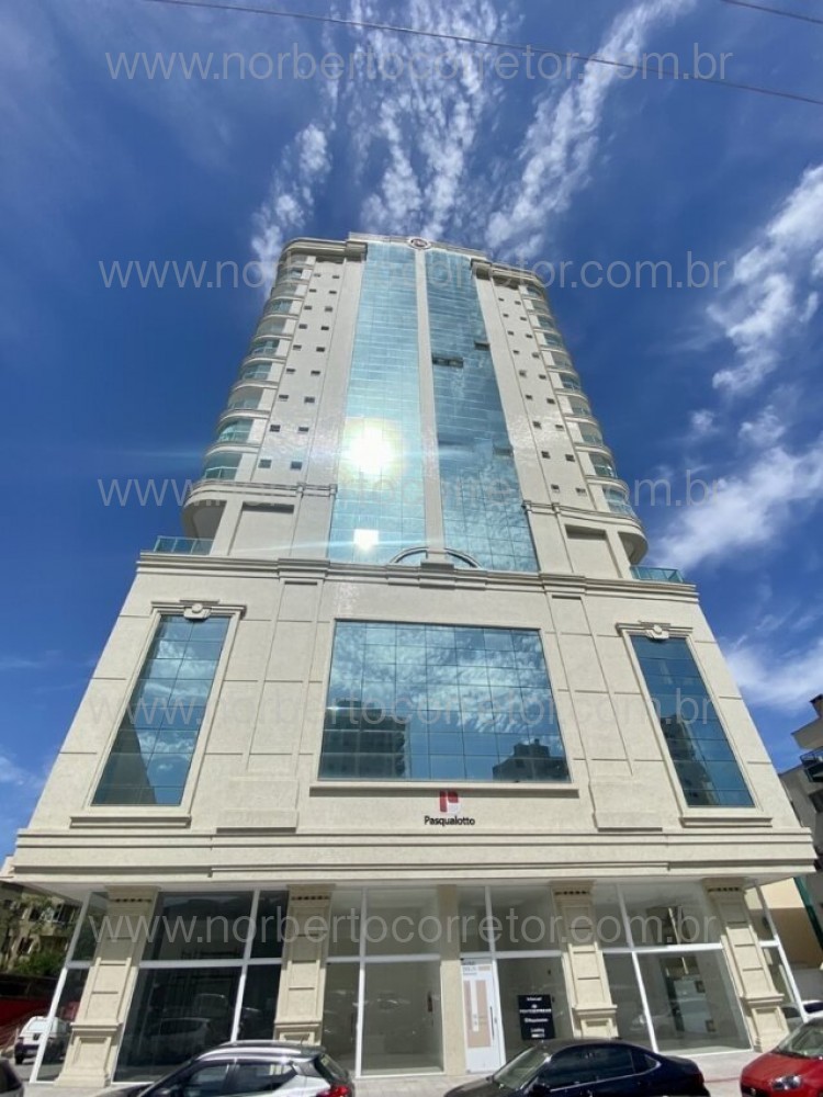 APARTAMENTO A VENDA MOBILIADO NA QUADRA MAR