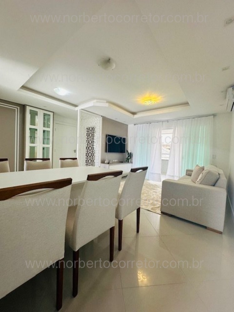 Apartamento quadra mar, Itapema SC 