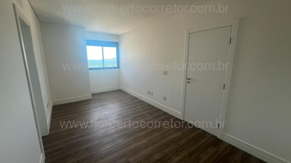 APARTAMENTO 04 SUITES A VENDA MEIA PRAIA