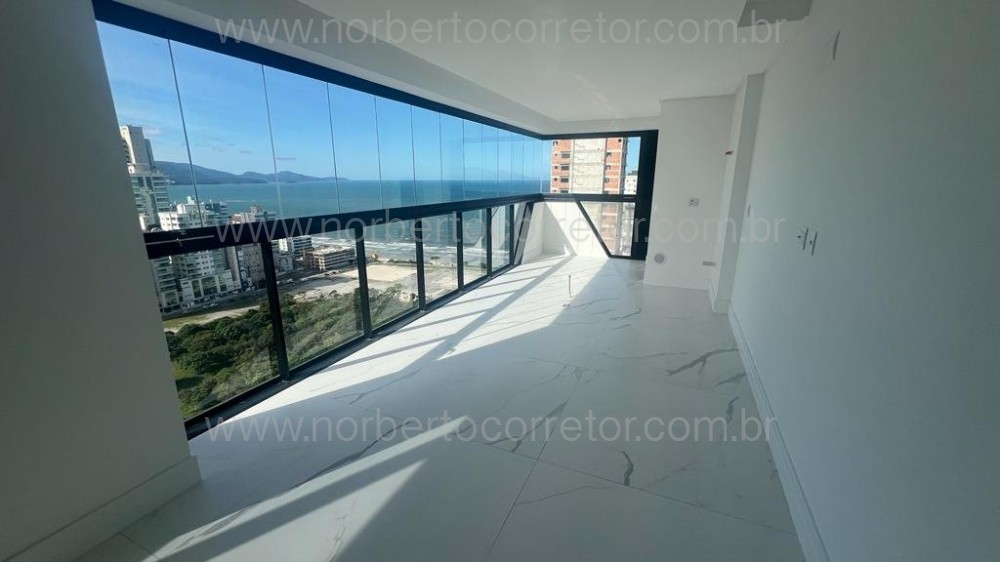 APARTAMENTO 04 SUITES A VENDA MEIA PRAIA
