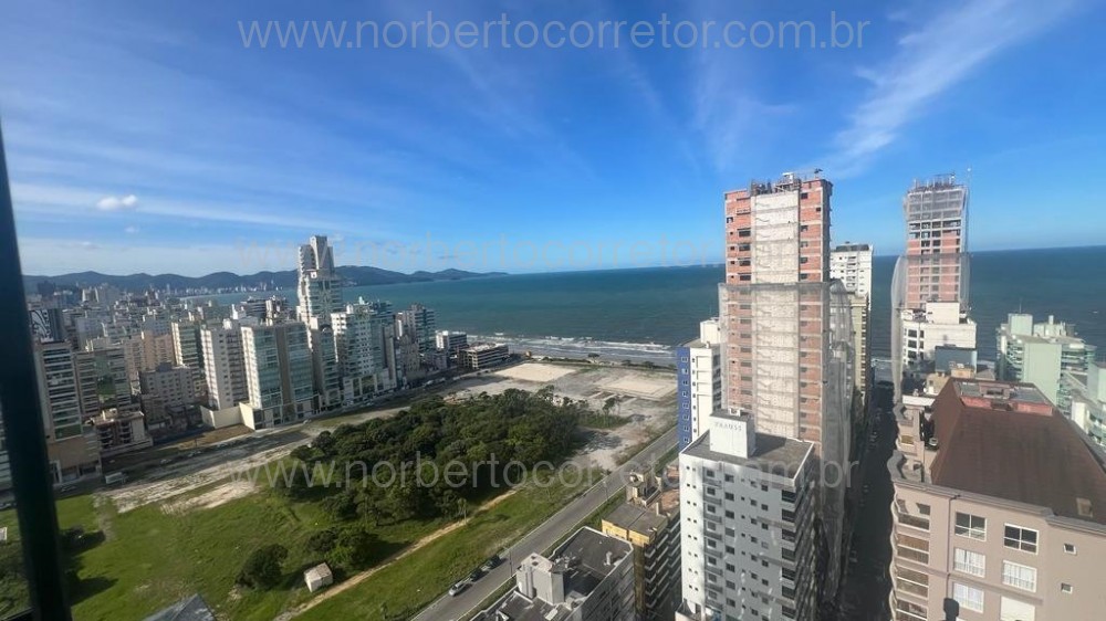 APARTAMENTO 04 SUITES A VENDA MEIA PRAIA