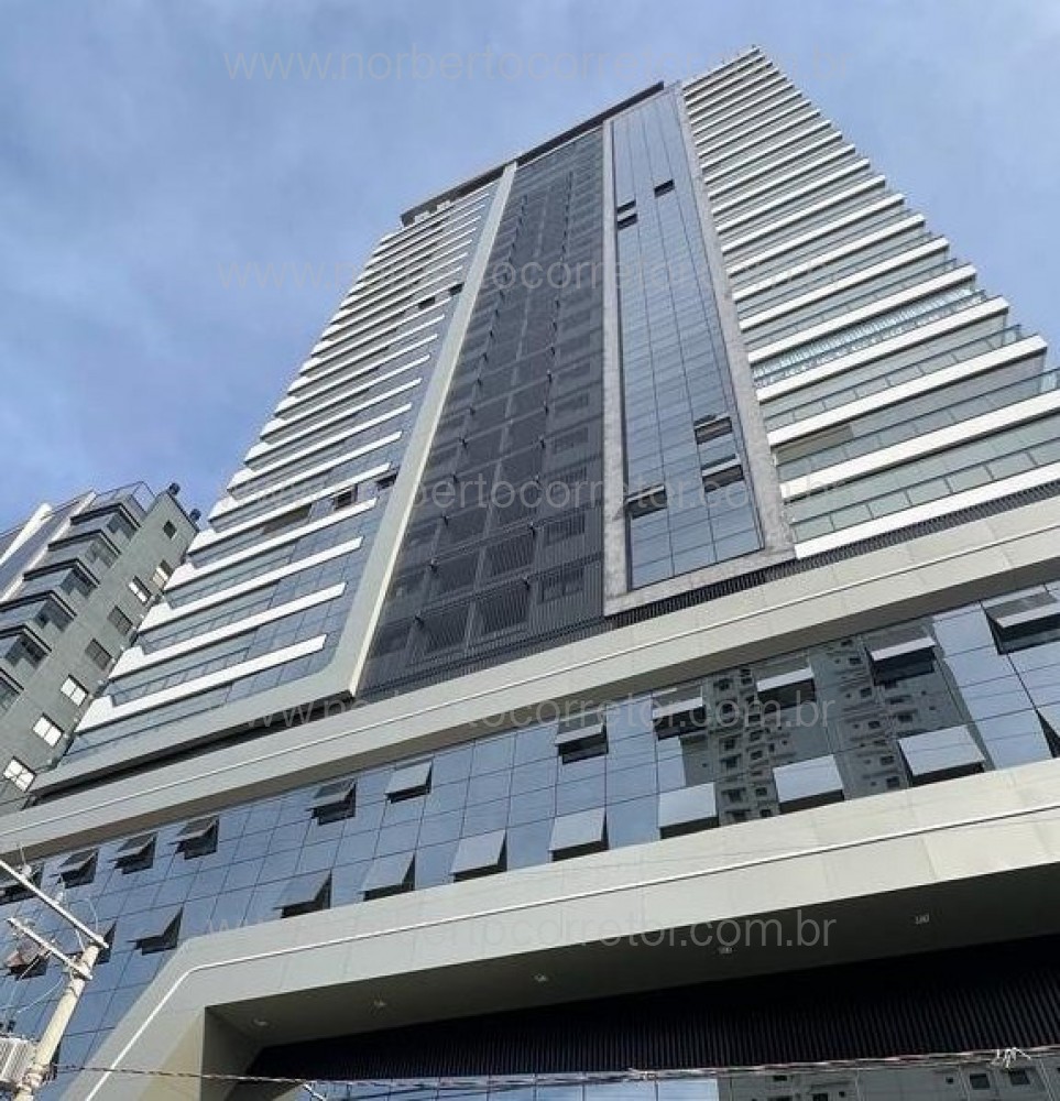 APARTAMENTO 04 SUITES A VENDA MEIA PRAIA