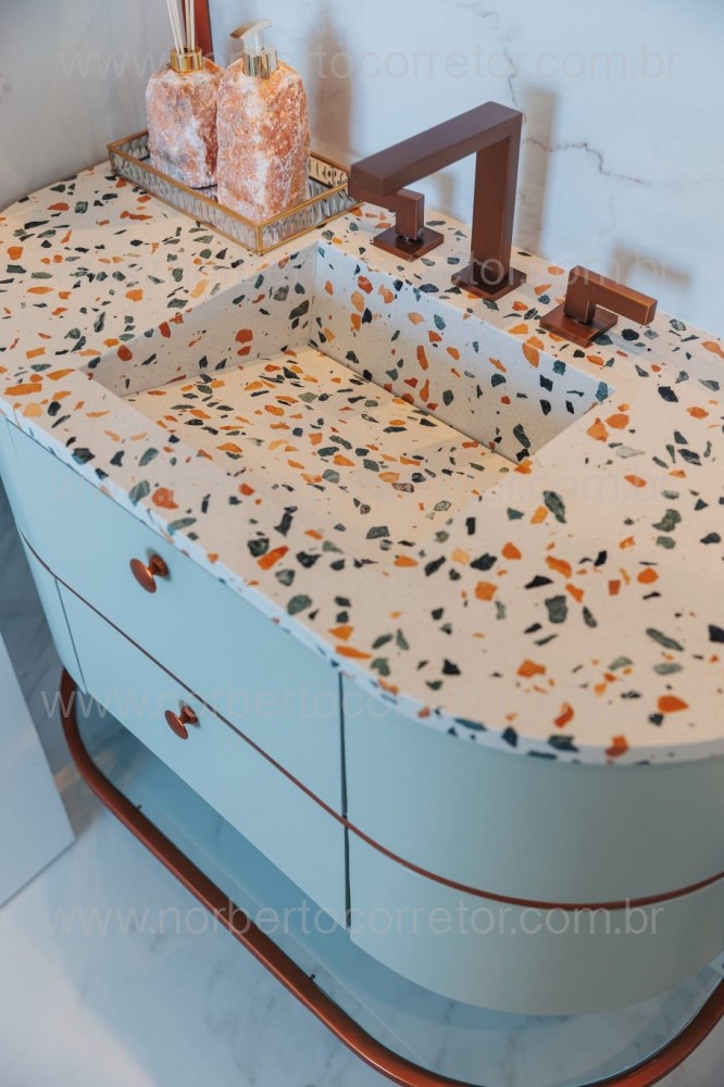 Apartamento frente mar , mobiliado ,Itapema SC 