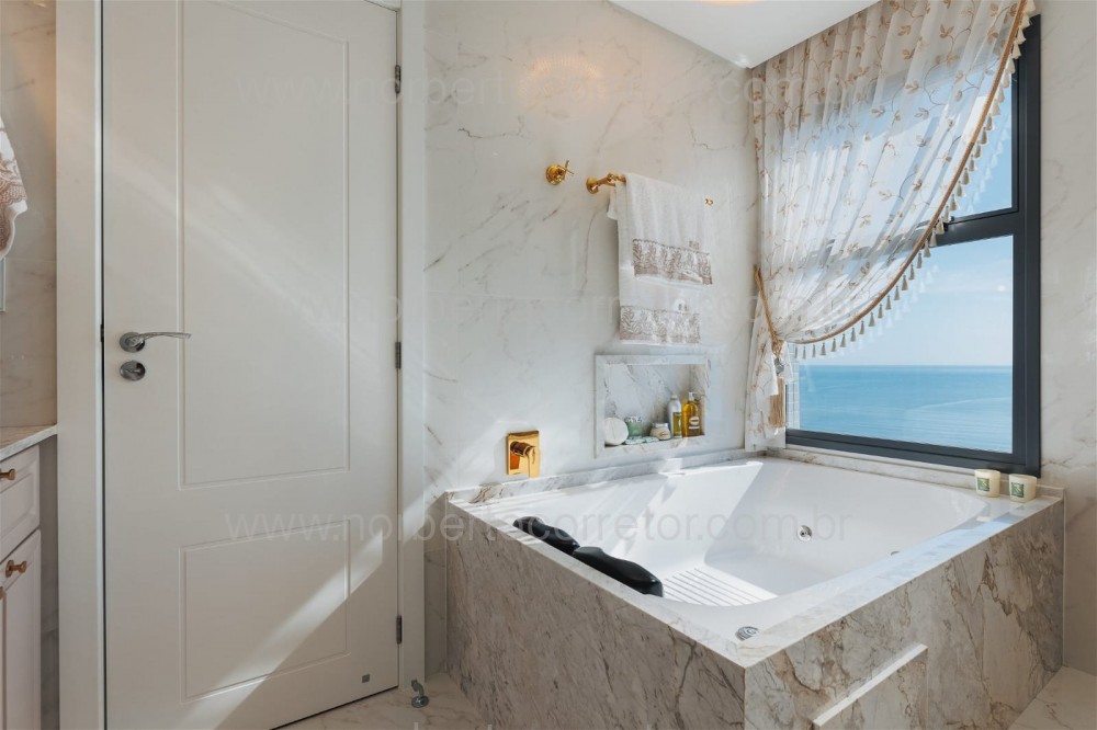 Apartamento frente mar , mobiliado ,Itapema SC 