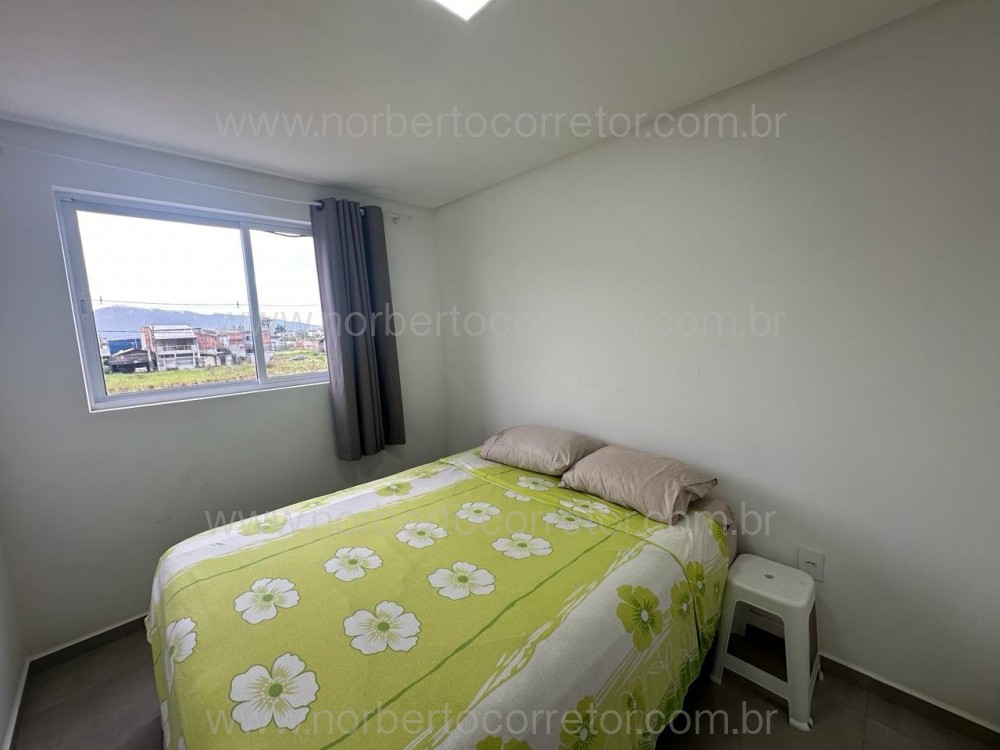 Aluguel Anual Itapema SC, 2 dormit�rios com Lazer