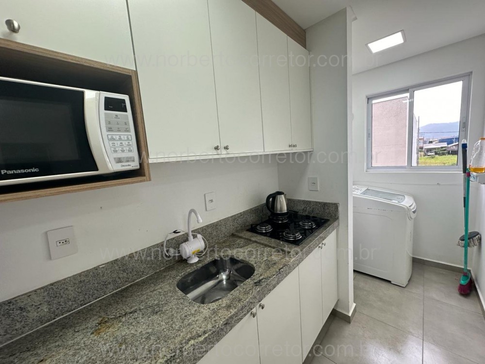 Aluguel Anual Itapema SC, 2 dormit�rios com Lazer