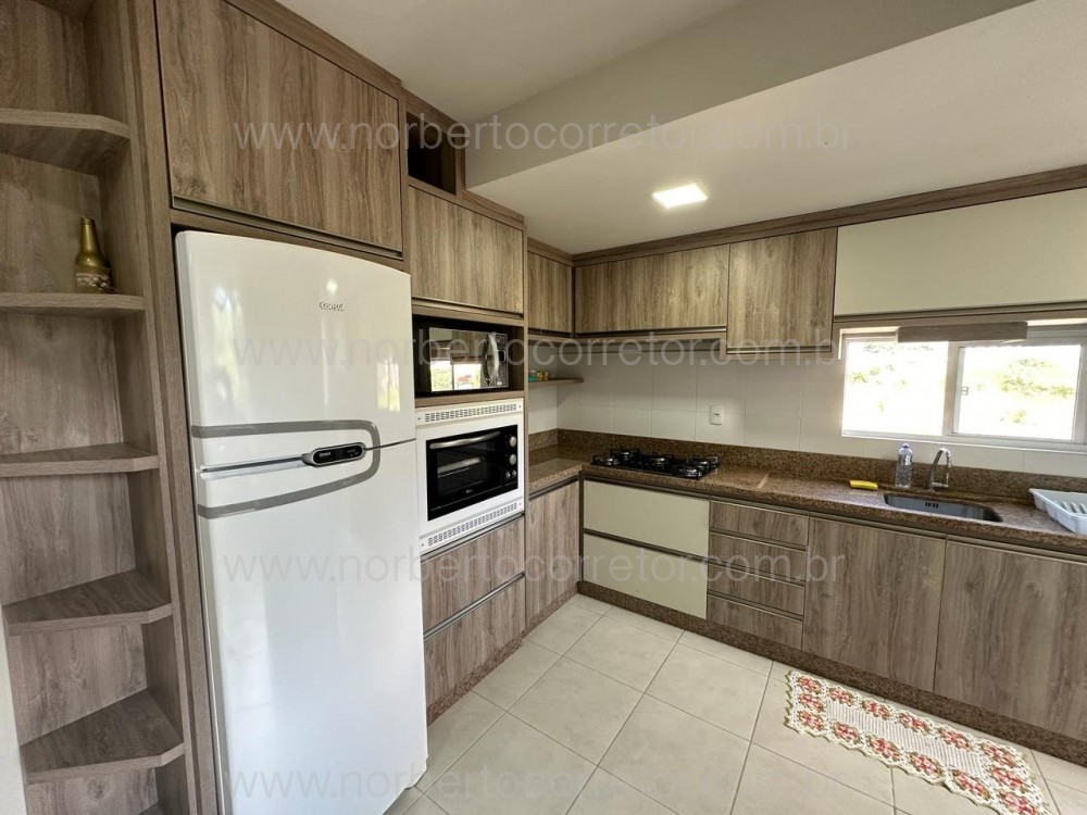 Aluguel Anual Itapema SC, 2 dormit�rios com Lazer