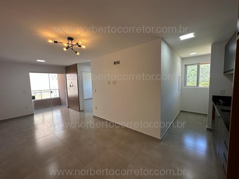 Aluguel Anual Itapema SC, 2 dormit�rios com Lazer
