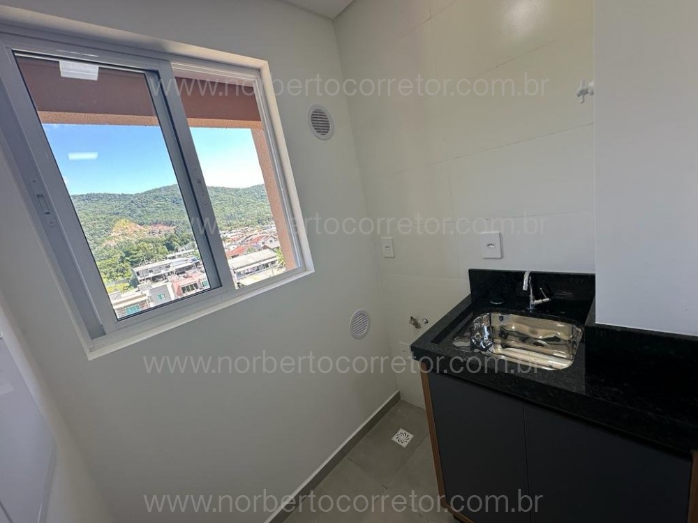Aluguel Anual Itapema SC, 2 dormit�rios com Lazer