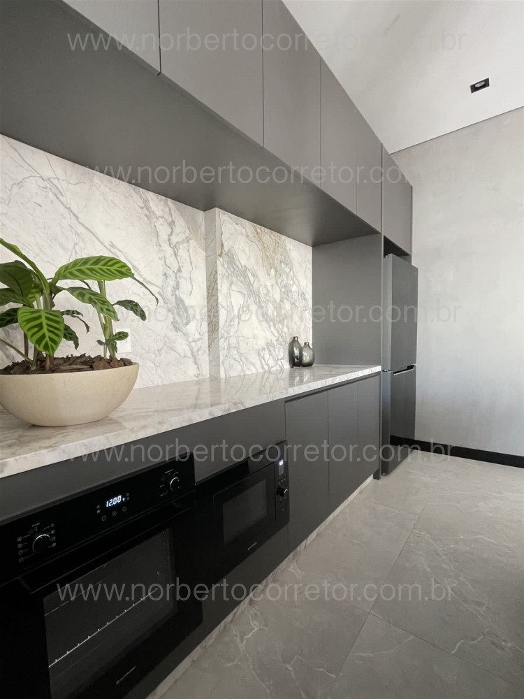 APARTAMENTO 04 SUITES NA QUADRA DO MAR EM ITAPEMA