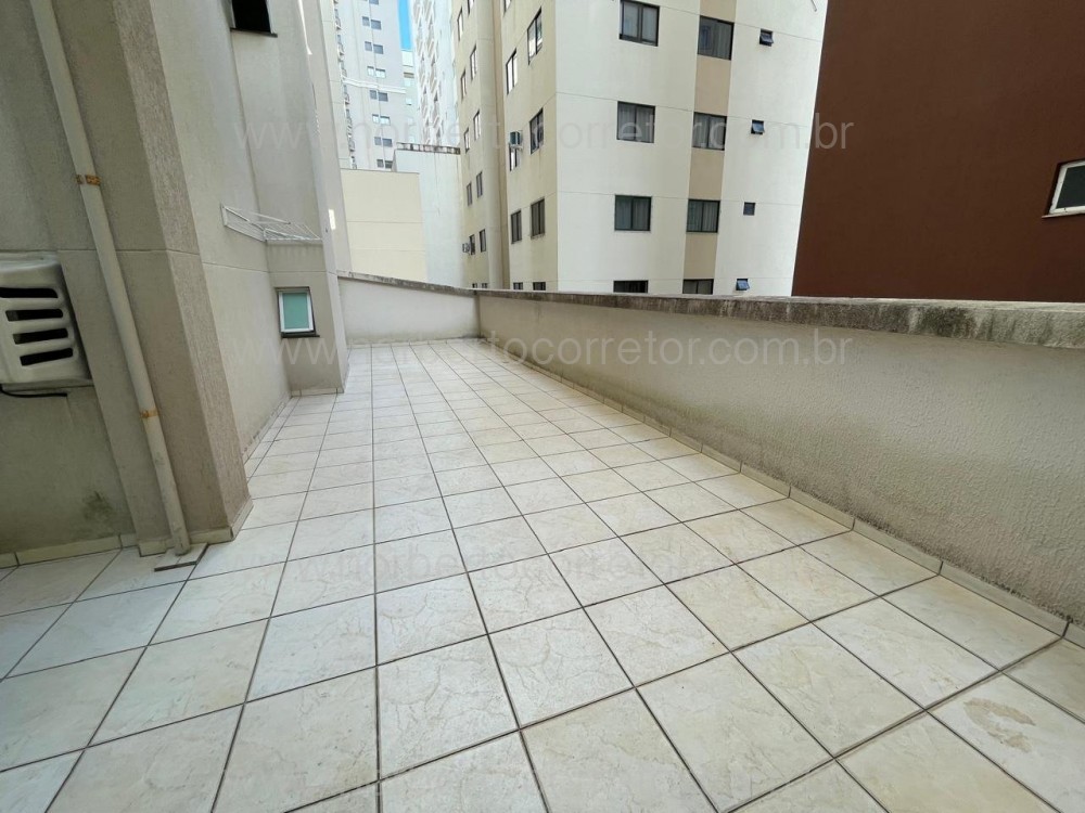 Apartamento 3 sutes, Meia Praia, Itapema SC