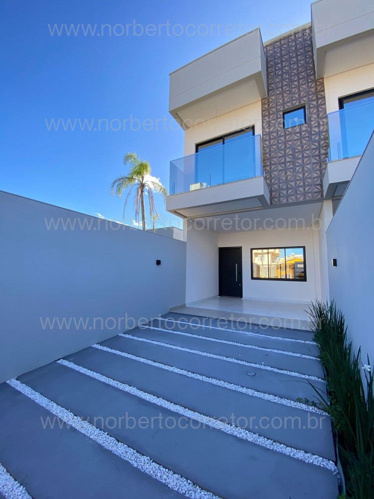 SOBRADO 03 DORMITRIOS EM ITAPEMA - SC