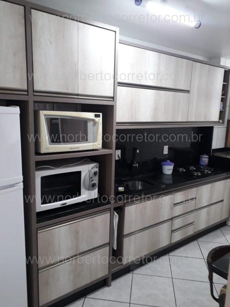 Apartamento 3 dormitrios, quadra mar, Itapema SC 