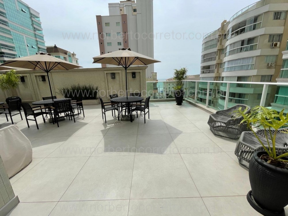 Cobertura duplex, quadra mar, Meia Praia, Itapema 