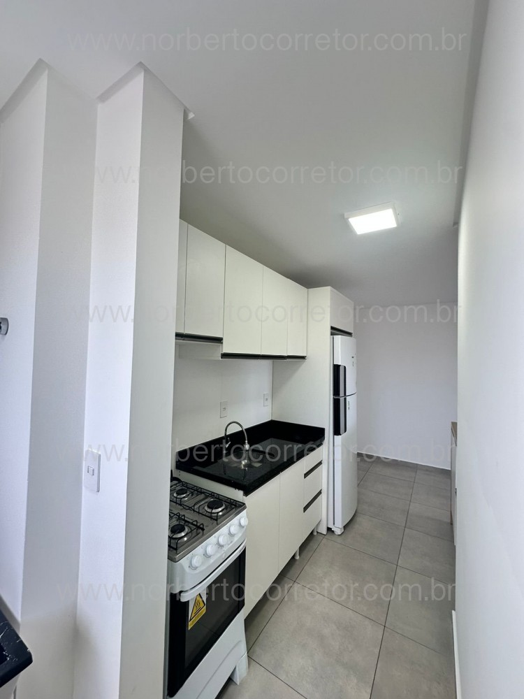 Aluguel Anual Itapema SC, 2 dormit�rios com Lazer 