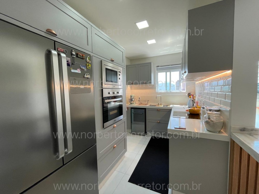 Apartamento finamente mobiliado, Itapema SC 