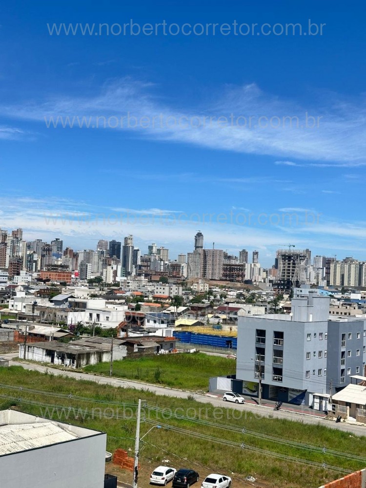 Aluguel Anual Itapema SC, 2 dormit�rios com Lazer