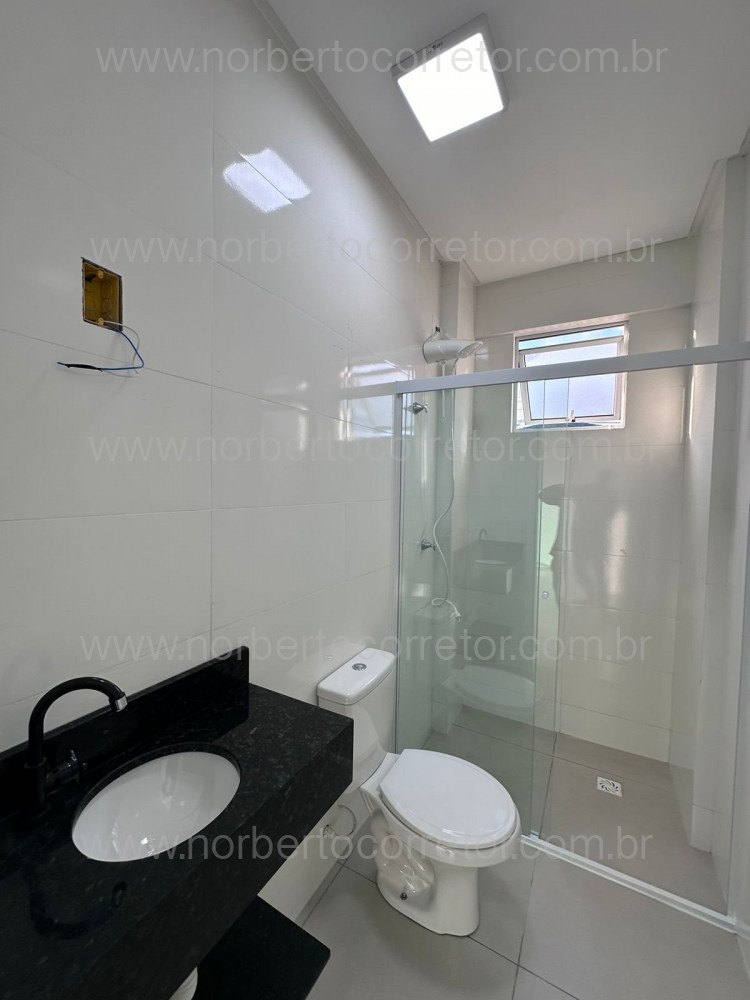 Aluguel Anual Itapema SC, 02 Dormit�rios e 01 vaga