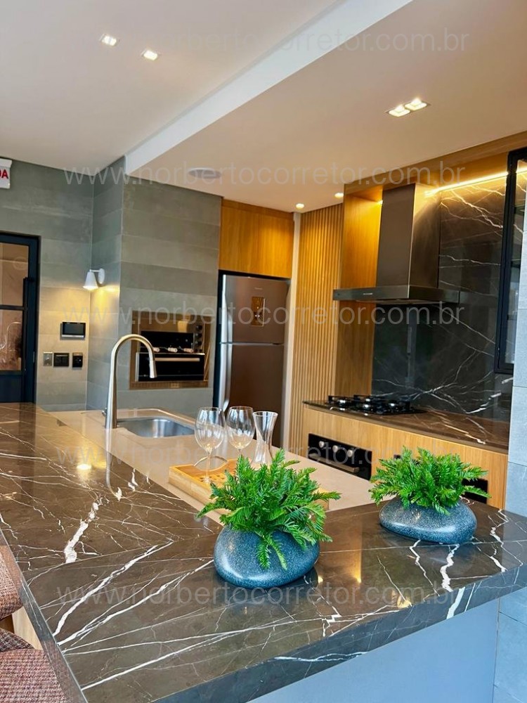 APARTAMENTO 03 SUTES EM MEIA PRAIA - ITAPEMA