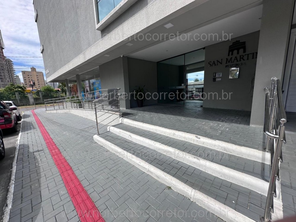 RESIDENCIAL SAN MARTINO VENDE APARTAMENTO ITAPEMA