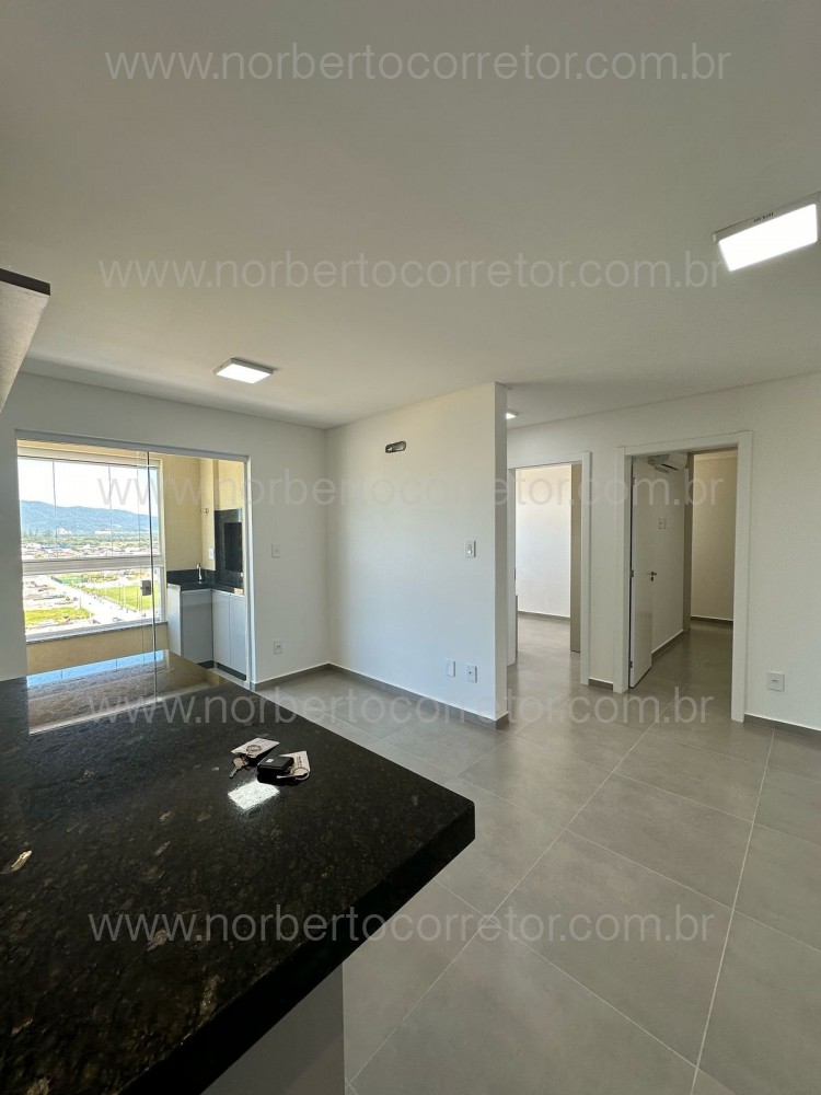 Apartamento 2 dormitrios semi mobiliado 