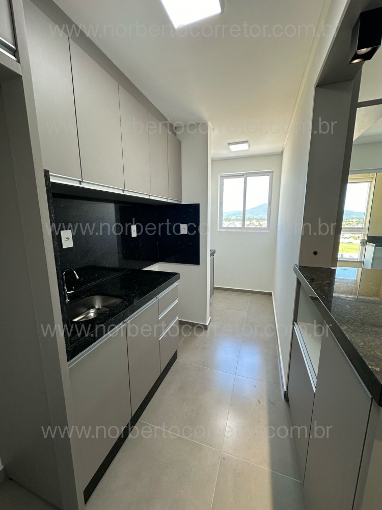 Apartamento 2 dormitrios semi mobiliado 